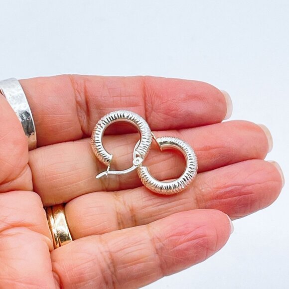 Textured 925 Sterling Silver Hoop Earrings - Picture 2 of 6